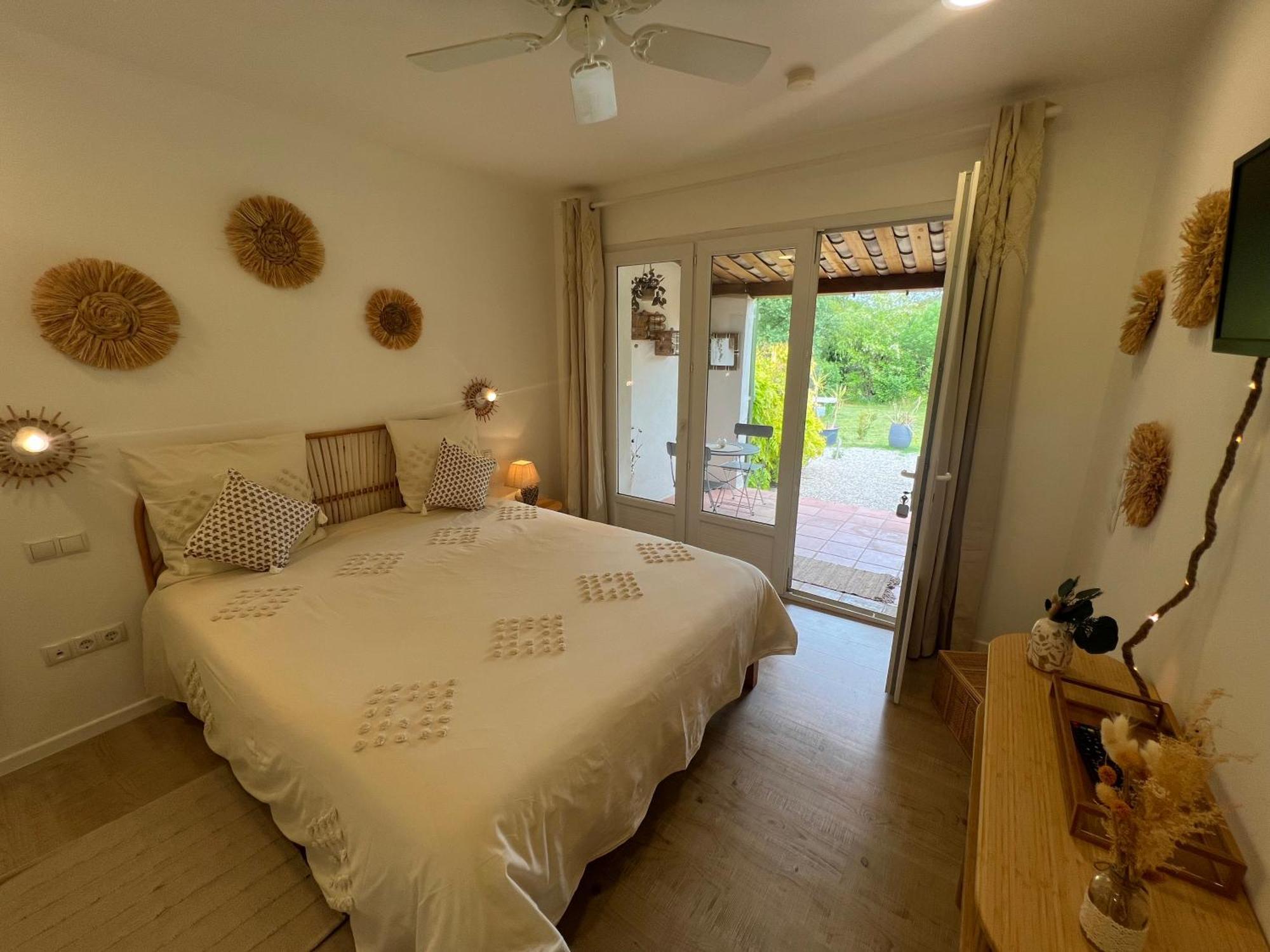 La Belle Riviere Hotel Салерн Екстериор снимка